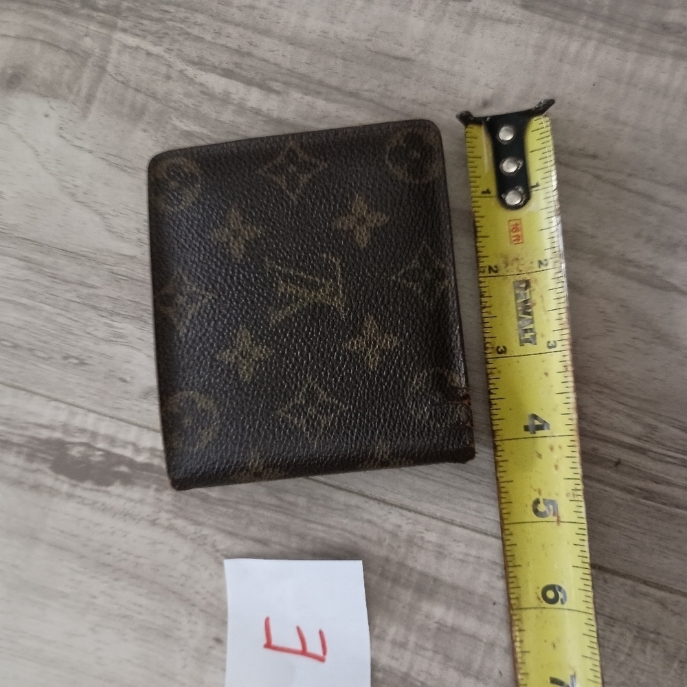 Louis Vuitton Monogram Bifold Wallet Men’s Authentic - Picture 10 of 11